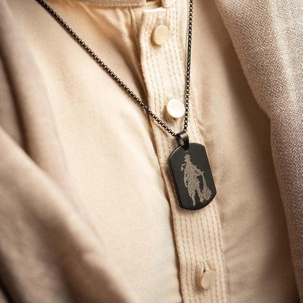 Bajrang Bali Kavach – Chalisa Locket with Gada Micro-Tag